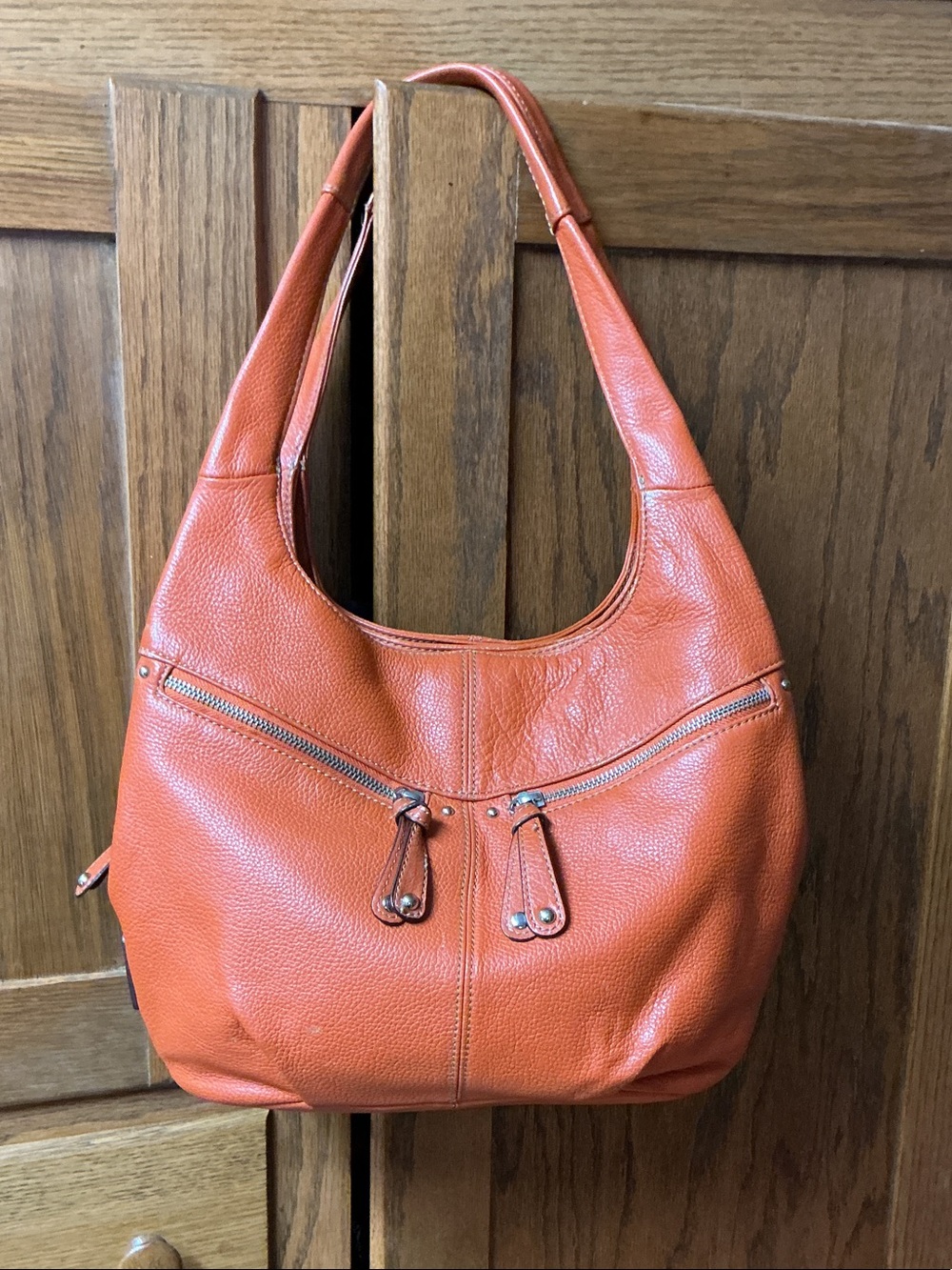 Tignonello Leather Hobo Bag - 3 compartments